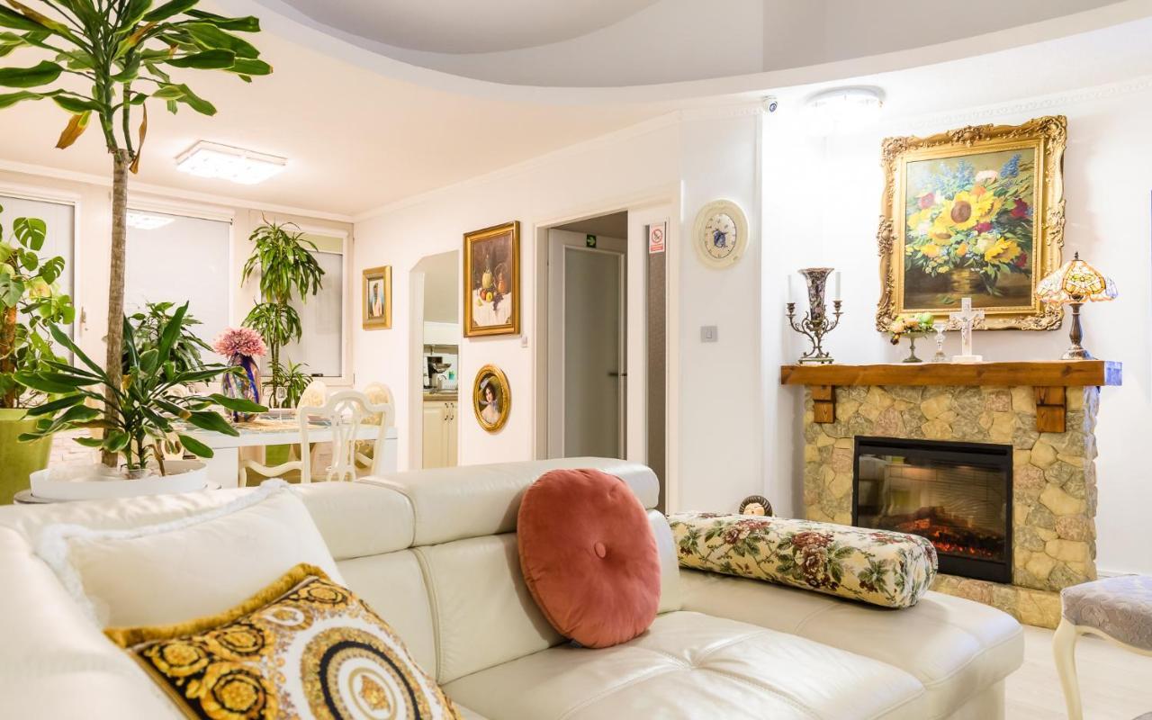 Luxury Apartment Sara Umag Eksteriør bilde